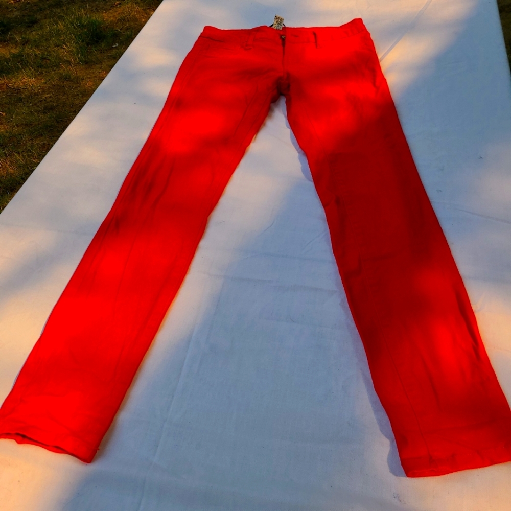 Refuge red pants